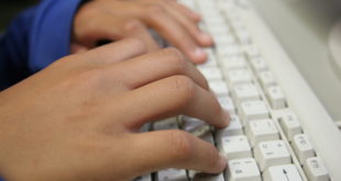 A Internet mudou e vai continuar mudando tudo, mas não a essência do bom e velho jornalismo de sempre (Foto Adriano Rosa)