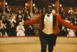 O filme "Chocolate" conta a história de Rafael Padilha, o Chocolat, que nasceu em Cuba em 1868, foi vendido como escravo, fugiu e depois veio a se tornar o primeiro palhaço negro da história da França, interpretado por Omar Sy       Fotos: Divulgação